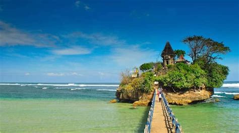Pantai Balekambang Malang Destinasi Wisata Terbaik Di Jawa Timur My