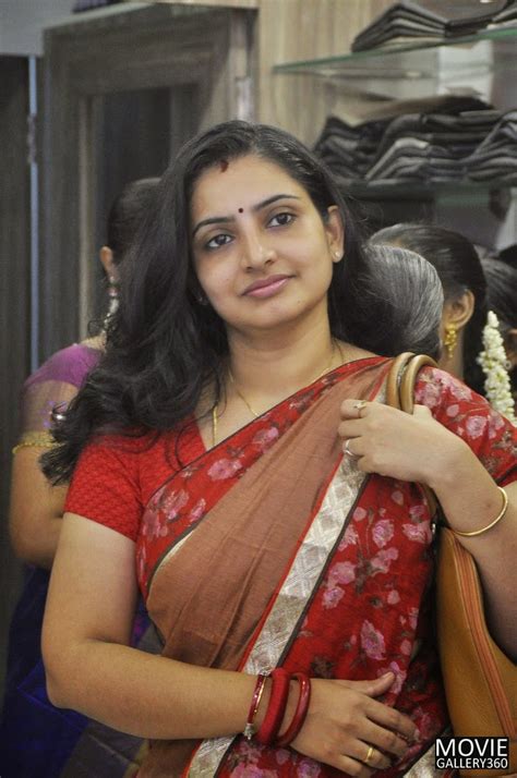 tamil tv actress sujatha pics hot saree photos tamil