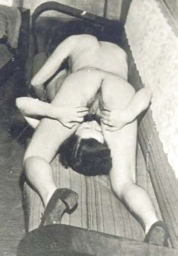 Old Vintage Sex Lesbo Group 1930 23 Bilder