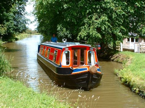 monmouth  brecon canal boats  sale