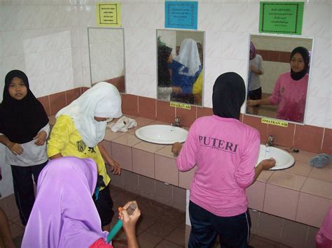 Sk Antara Gapi Program Tandas Bersih 1 Malaysia