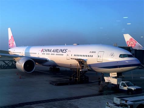 china airlines crew  strike  taipei  diplomat