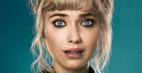 ‘that awkward moment video interview imogen poots talks fashion and ‘need for speed