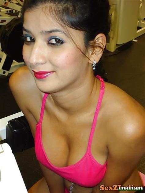 Cute Indian Girls Sexy Indian Chick In Gym