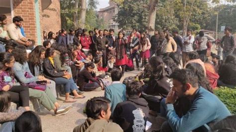 valentine s day india college row over virginity tree ritual bbc news