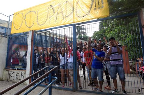 Maior Escola Estadual De São Paulo é Ocupada Educação Estadão
