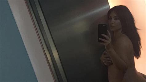 Kim Kardashian Shares A Naked Pregnant Selfie I M Going