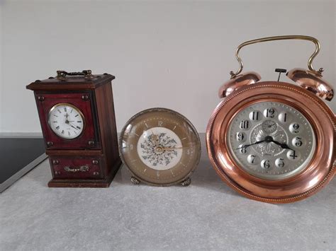 horloges mecaniques differentes  bois cuivre catawiki