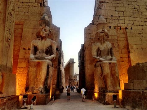 Day Tour To Luxor From Aswan Guided Tours Of Luxor Egypt Eye Of