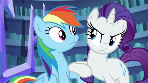 Image Rarity Nudging Rainbow Dash S5e21 Png My Little