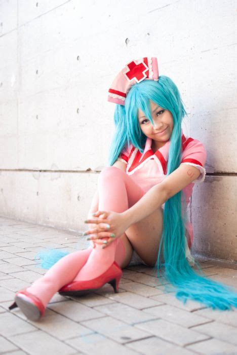 Cute Japanese Cosplay Girls ~ Damn Cool Pictures