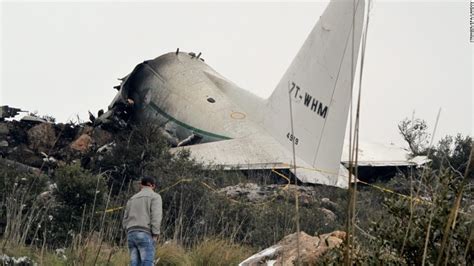 1 survivor at least 77 dead in algerian military plane crash cnn