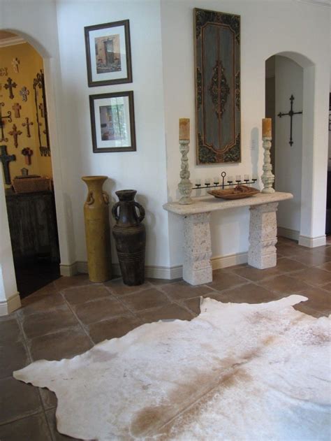 28 Perfect Cowhide Rug Ideas For Your Home Furniture