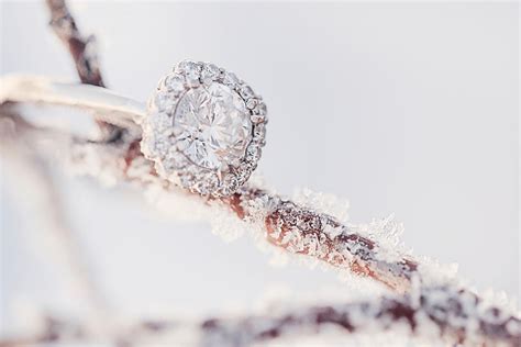 reasons  buy diamond engagement rings
