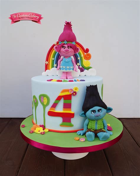 trolls cake  edible fondant models  poppy  branch  www