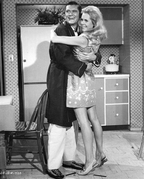 Elizabeth Montgomery And Dick York On The Set Of Bewitched Bewitched