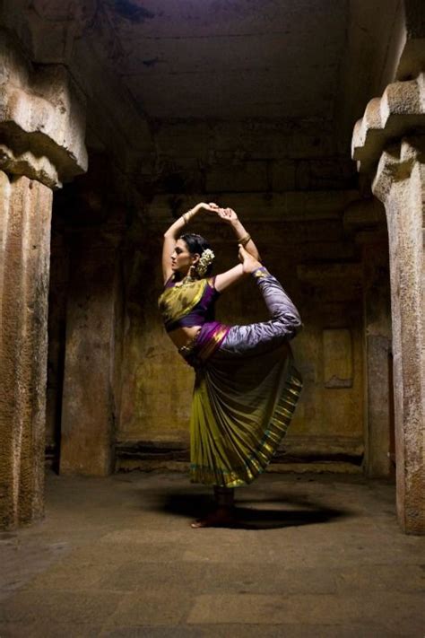 images  bharatanatyam  pinterest traditional dance