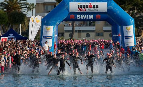 expect   sign    alcudian ironman race