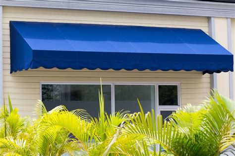 types  awnings   choose    benefits  lady blogs