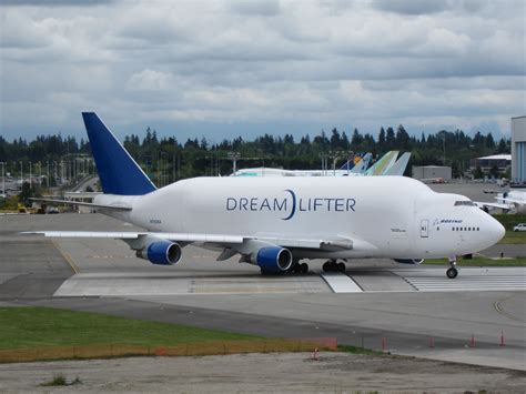 boeing dreamlifter boeing dreamlifter boeing boeing