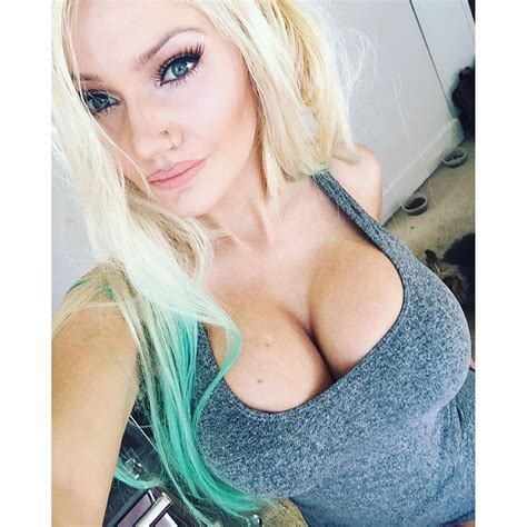 theduckie908 cleavage pictures 42 pics sexy youtubers