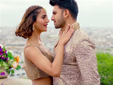 The Crazy Vibe Of Ranveer Singh And Vaani Kapoor Makes Us Want To Watch