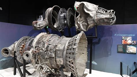 apollo exhibit  recovered   engines   museum  flight youtube