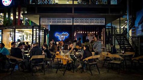 The 10 Best Bars In Chiang Mai Thailand