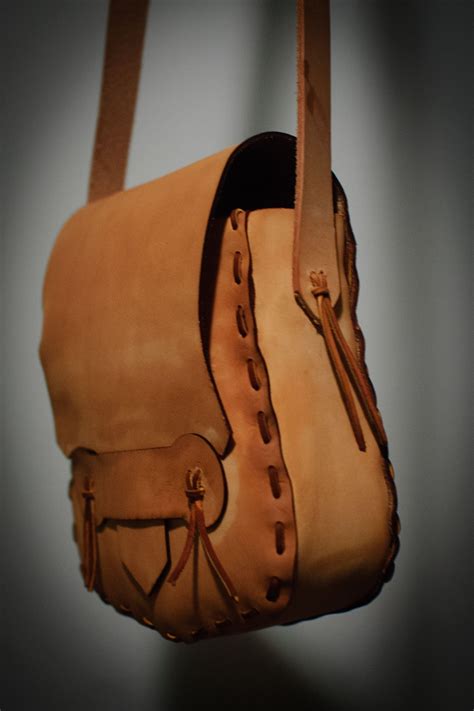 patterns  leather purses  art  mike mignola