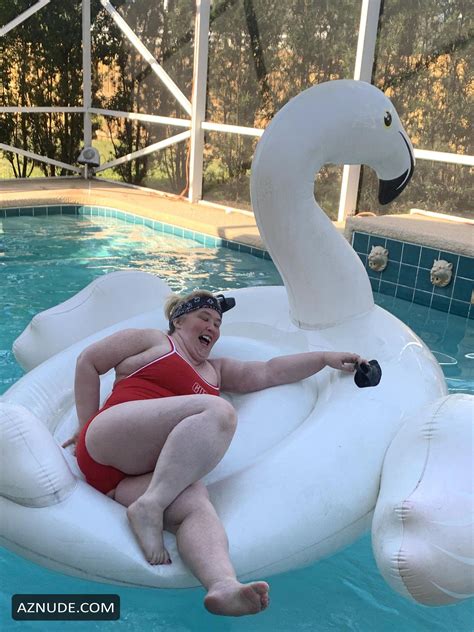 Mama June Takes Inspiration From Pamela Anderson As She