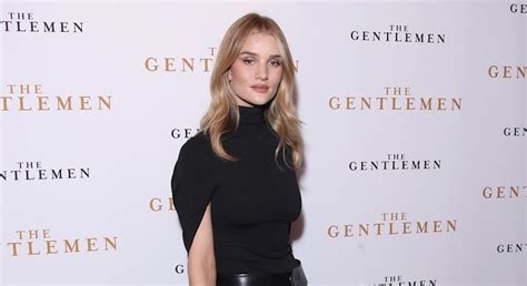 Rosie Huntington Whiteley Reveals She Doesn T Eat After 6pm To Maintain