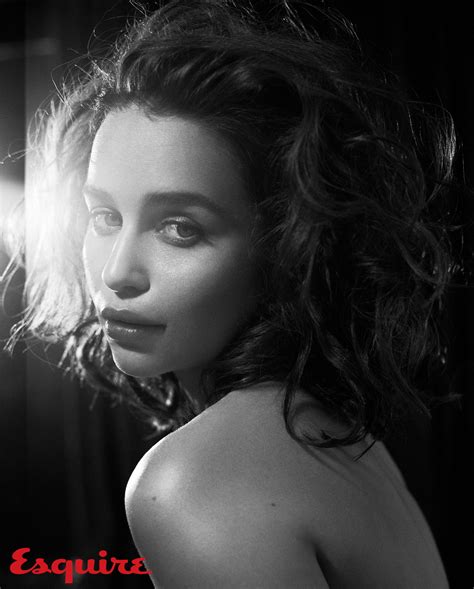 Emilia Clarke Named Esquire S Sexiest Woman Alive For 2015