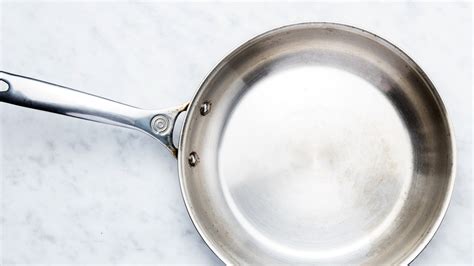 turn  stainless steel skillet   nonstick pan epicurious