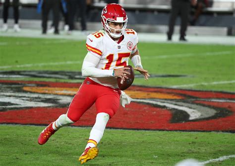 kansas city chiefs  star performances  buccaneers  week  page