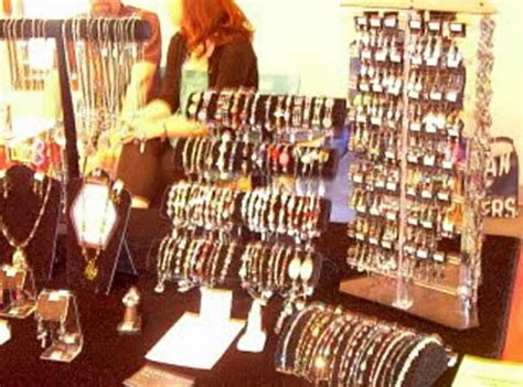 jewelry booth   craft shows jewelry display booth jewelry booth craft show ideas