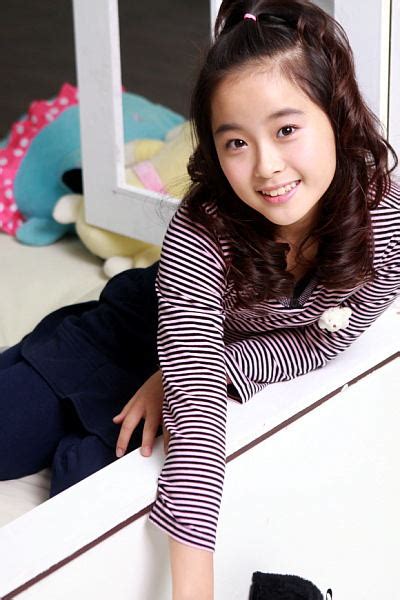 Yoon Jeong Eun 윤정은 Picture Gallery Hancinema The Korean Movie