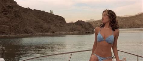 Nude Video Celebs Christina Applegate Sexy Gwyneth