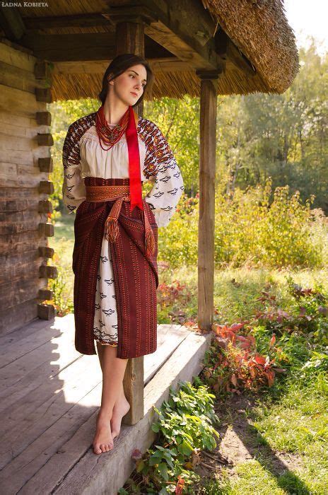 How Do Ukrainian Women Dress She Likes Fashion