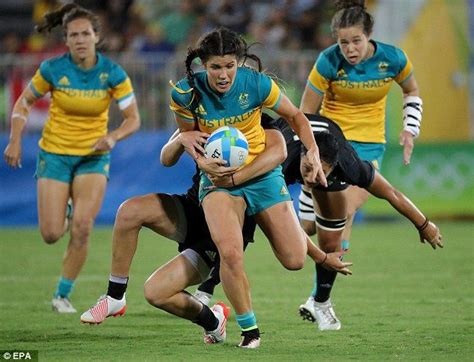 Australia 24 10 New Zealand Aussies Claim Gold In Women S Sevens