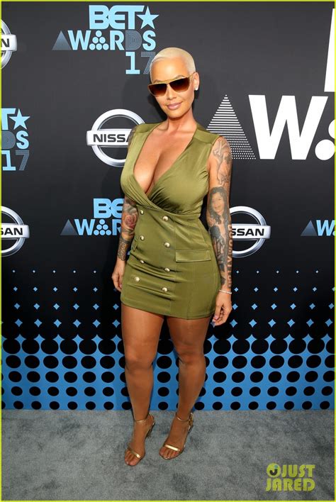 Amber Rose Ponders Getting Breast Reduction My Boobs Are Stupid Heavy