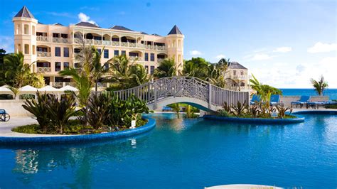 embrace 5 star indulgence sophistication and relaxation on the island