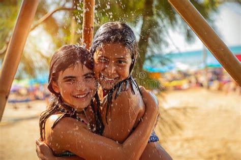 Two Girls Is Having Fun On The Beach Best Friends Summer