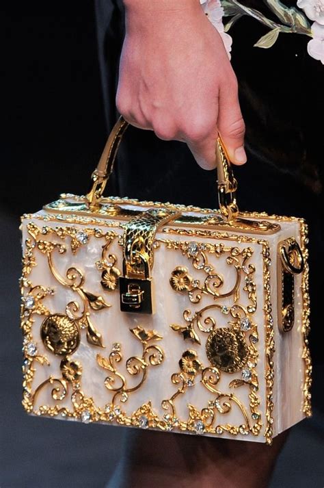dolce and gabbana spring 2014 runway pictures en 2019 bags and accessories bolsos cartera