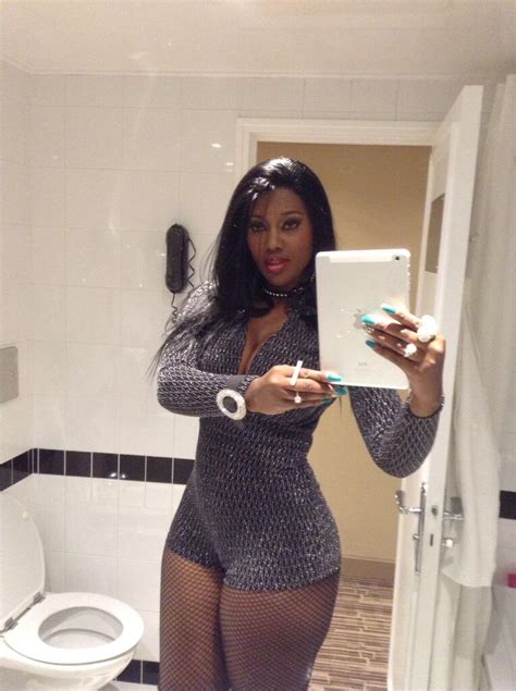 Nyomi Banxxx On Twitter Headed Out Tonight Part 2 Paris Yes Yes