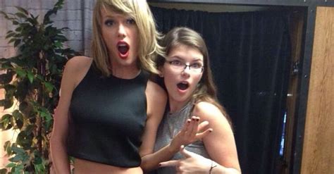 reddit photoshops taylor swift s cyborg belly button