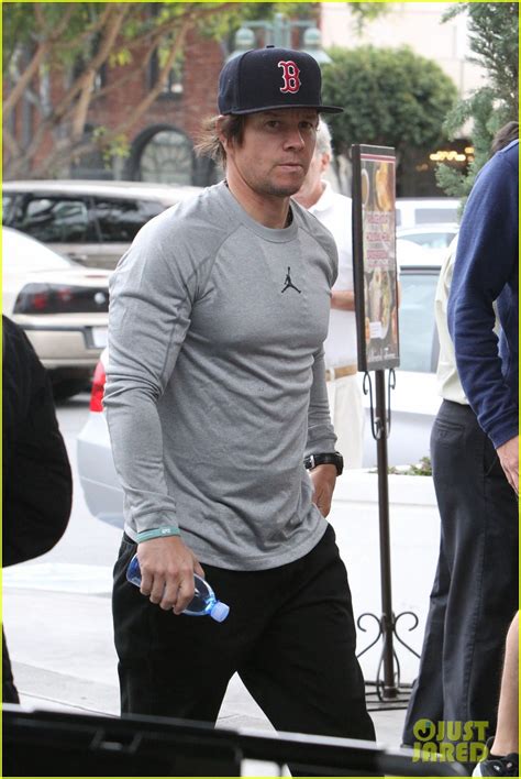 Full Sized Photo Of Mark Wahlberg Bulges Out Of Shirt With Gma 09