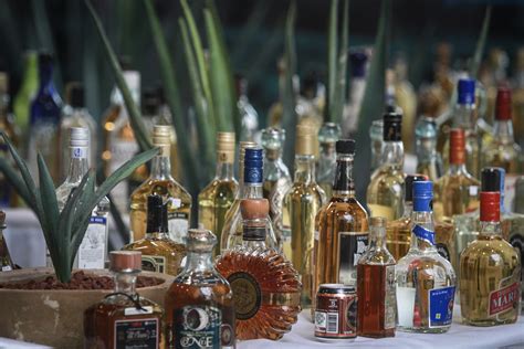 cuatro de cada  tequilas vendidos son pirata profeco nuevolaredotv