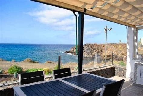 gezellig terras aan zee appartementen te huur  amarilla golf canarische eilanden spanje