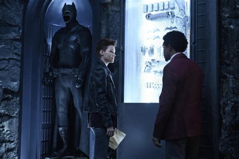 New Trailer And Series Description Released For The Cw S Batwoman