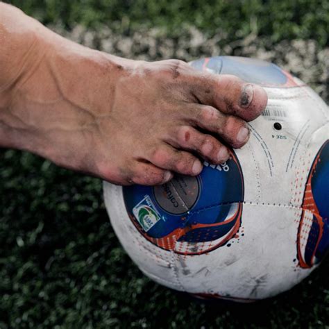 world   feet  footballers    tools   trade bleacher report